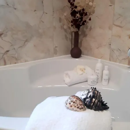 On The River Baska Voda Daire Imotski